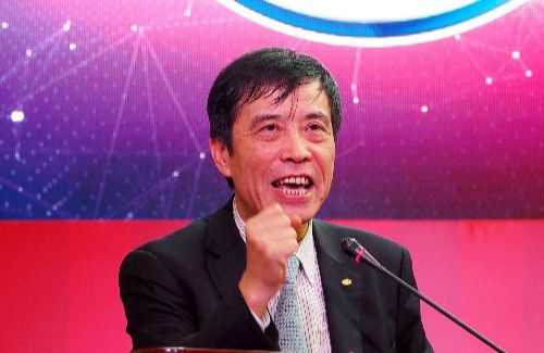 《她的丰满》在线观看